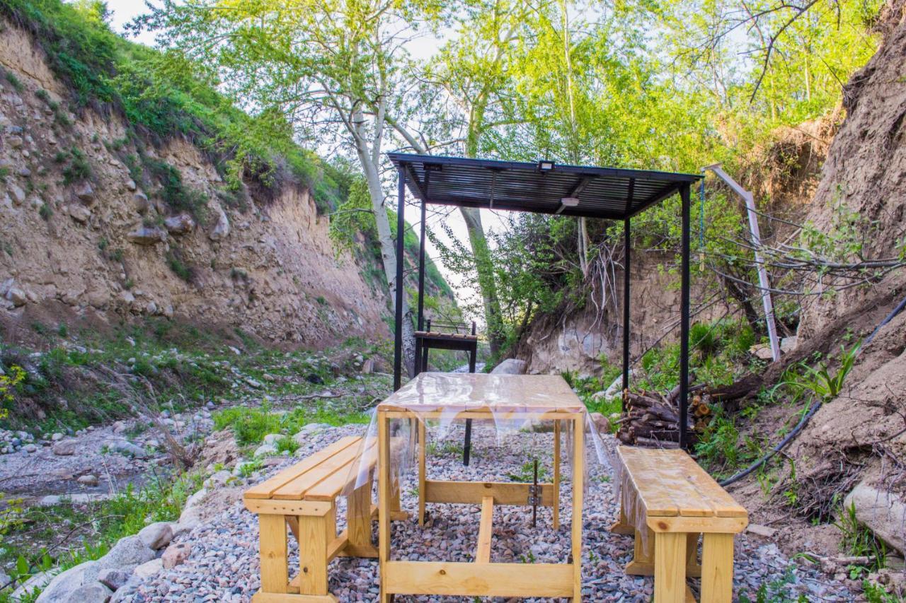 Vila Nasha Dacha Almaty Exteriér fotografie
